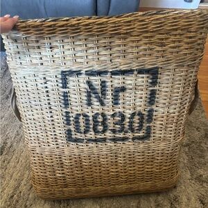 Rare Nr0830 Wicker Artillery Shell Basket